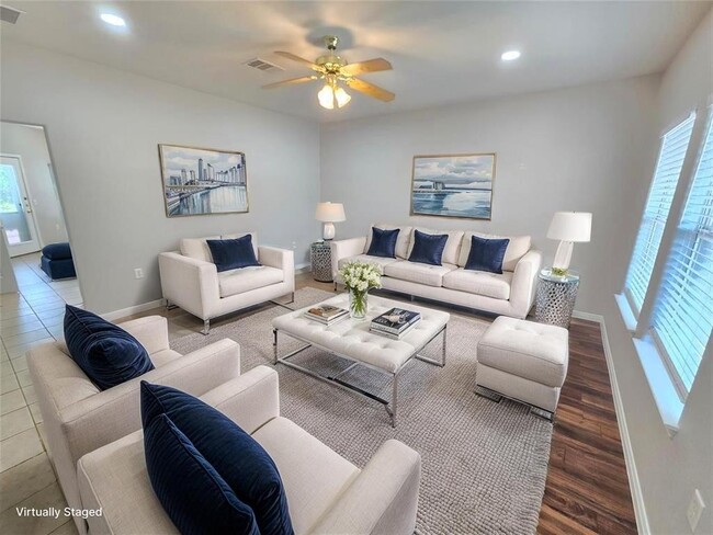 Foto del edificio - 7509 Lazy Creek Dr