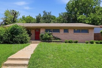 Building Photo - 6901 Greenlee St