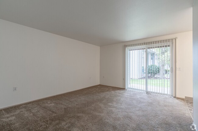 Foto del edificio - 2 BEDROOM 2 BATH APARTMENT LOCATED IN CORV...
