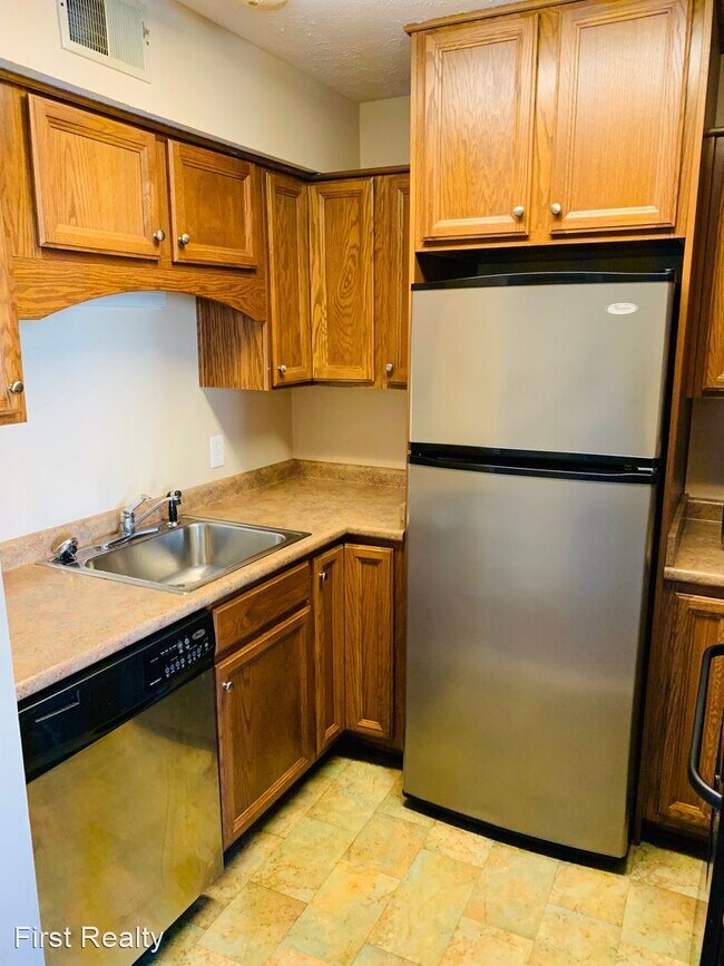 Foto del edificio - 2 br, 1 bath House - 559 W. Glenn Avenue #...