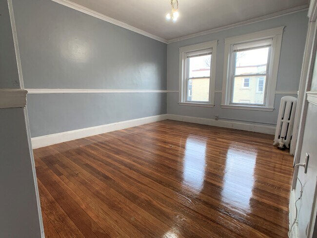 Foto del edificio - 154 Thorndike St