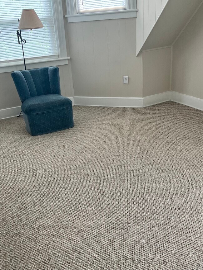 Living room - 56 Brewster St