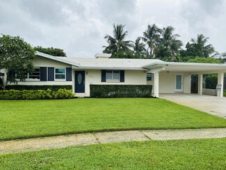 Building Photo - 952 SW 13th Dr