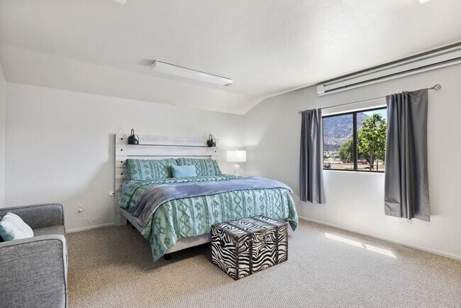 Foto del edificio - 7625 N Williamson Valley Rd