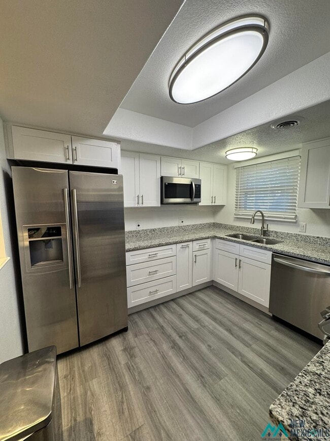 Foto del edificio - 500 Carter Dr