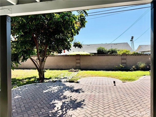 Foto del edificio - 11511 Norma Ln
