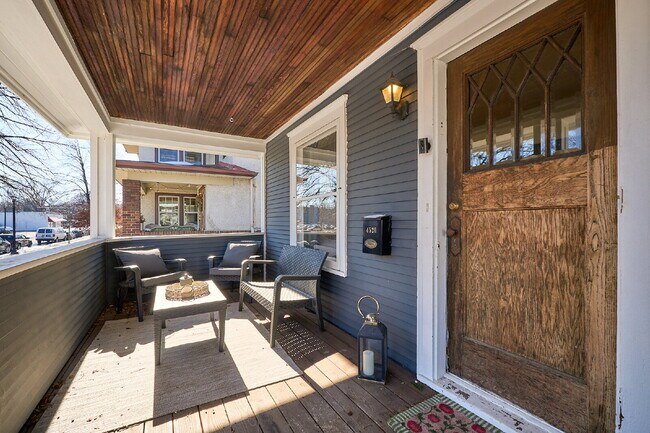 Foto del edificio - 4BR SW Minneapolis Rental w/EnSuite + Walk to Lake Harriet + April 1 Move-In + Pet Friendly