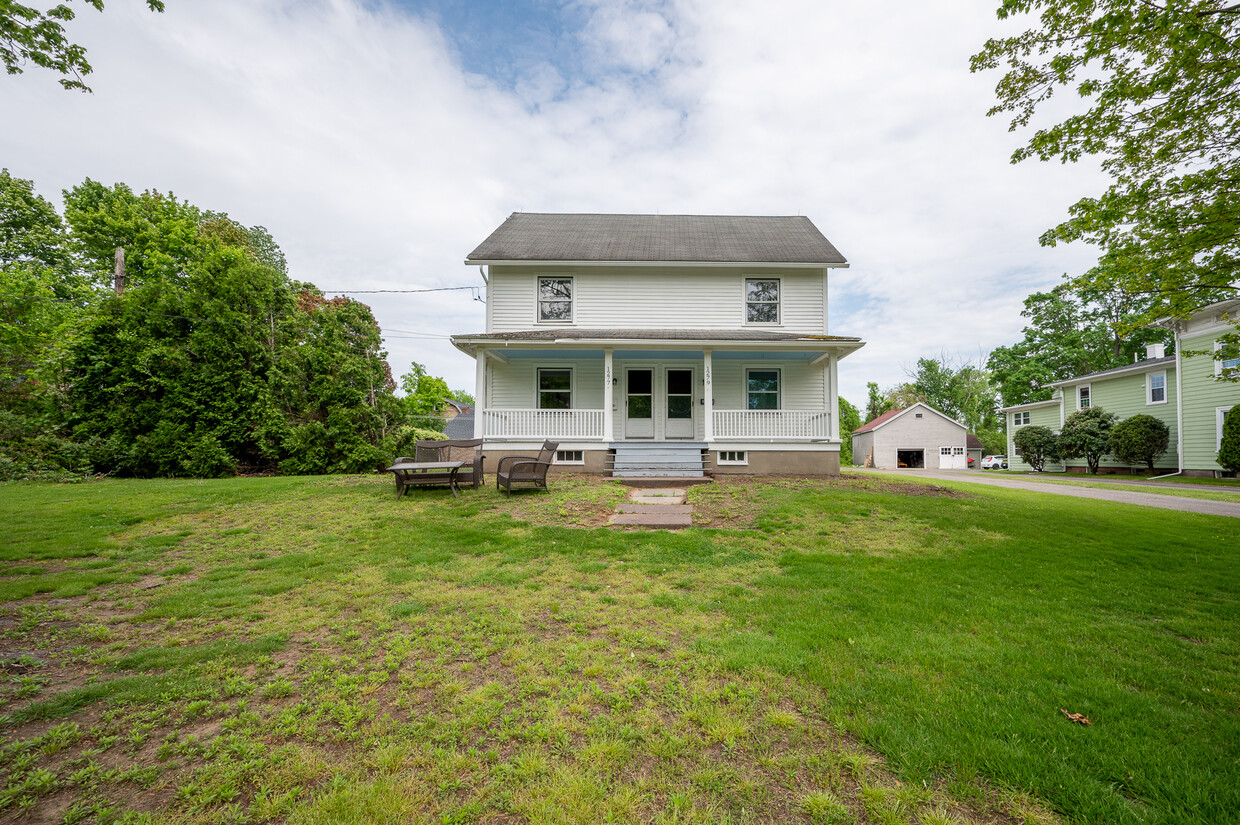 Primary Photo - 1277 Enfield St