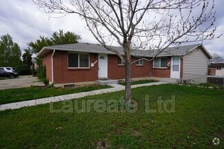 Building Photo - 4476 S Newton St