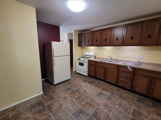 Foto del edificio - 3107 Ridgewood Dr