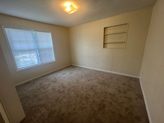 Foto del edificio - 2 Bedroom 1 Bathroom Duplex in Winterville!