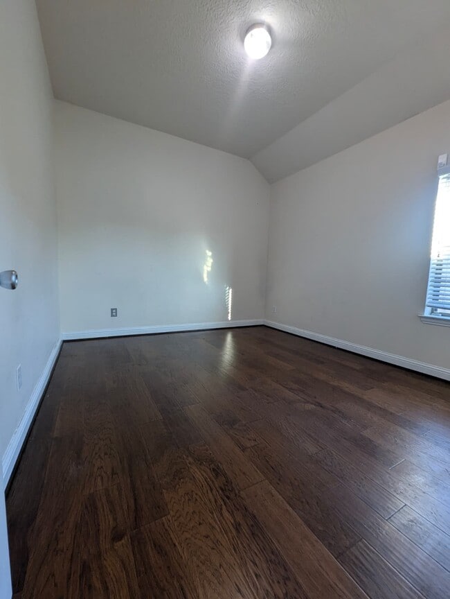 Building Photo - 18302 Wendy Glinn Way