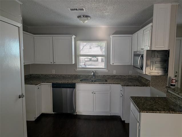 Foto del edificio - 1725 Bunch Dr