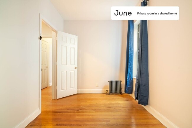 Building Photo - Room in Shared 2 bed/1 bath home