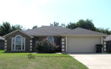 Building Photo - 222 Nolan Ridge Dr