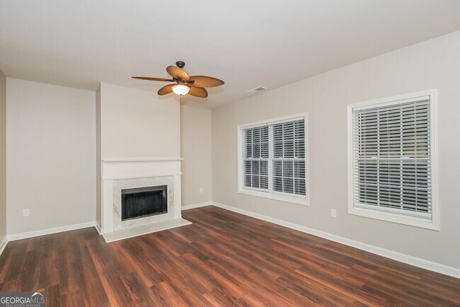Foto del edificio - 42 Brookvalley Ct W