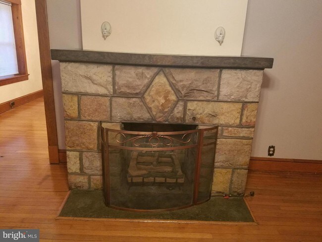 Foto del edificio - 5089 Main St