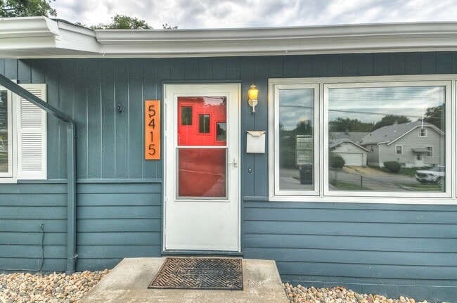 Building Photo - 5415 Poppleton Ave