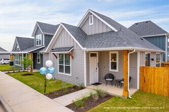 Building Photo - 10132 Danielson Grv Dr