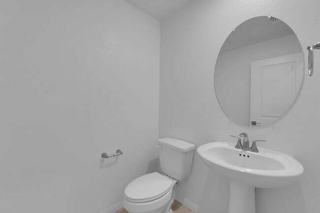 Foto del edificio - Brand New Build! Townhouse in the heart of Inspirada's Master Planned Community! Coming soon