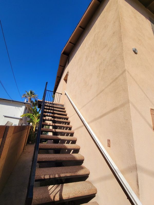 Foto del edificio - 8158 McKinley Ave