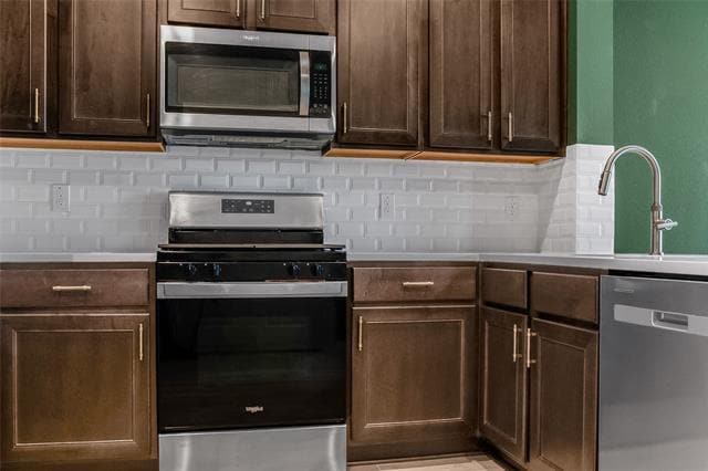 Foto del edificio - 3730 Malibu Dr