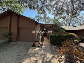 Building Photo - 411 Newton Pl