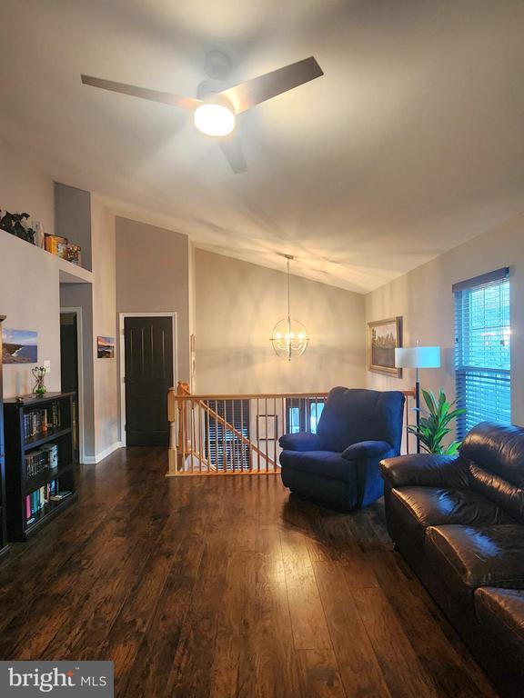 Building Photo - 7472 Merrymaker Way