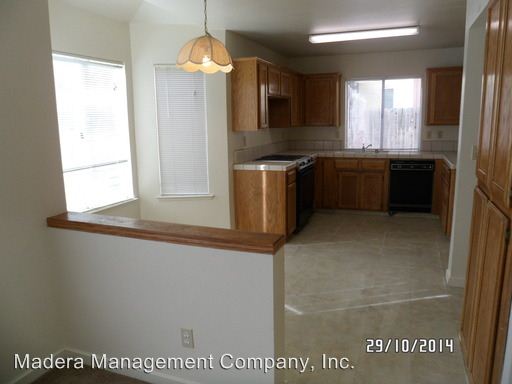 Building Photo - 2340 Ironwood Way