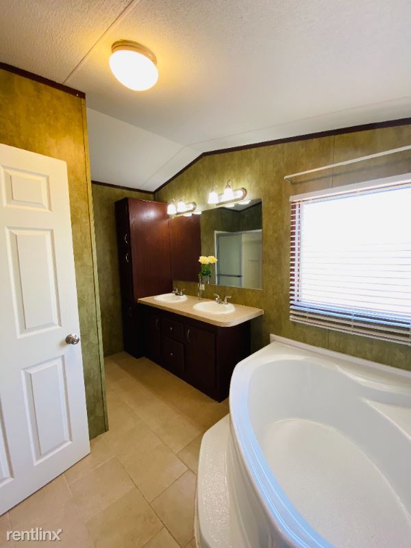 Foto principal - 3 br, 2 bath Mobile Home - 123 Arista Dr. ...