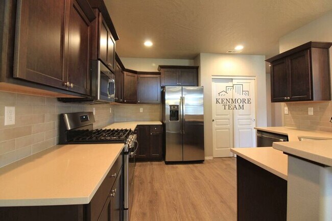Building Photo - 3710 Whimbrel Ln