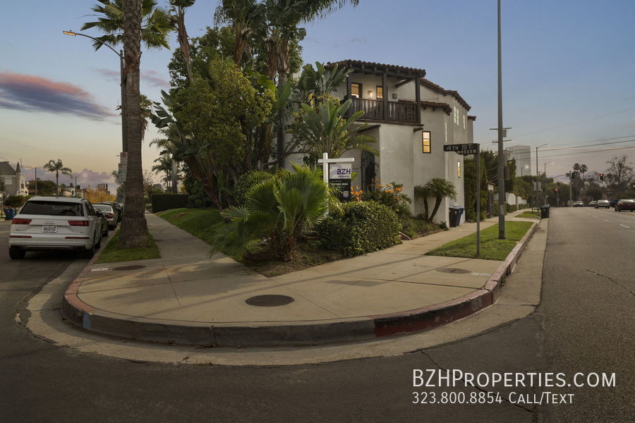 Foto principal - 8014 4th St
