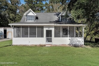 Building Photo - 2811 Myrtis Rd