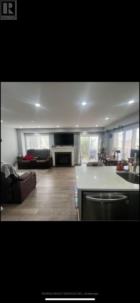 Building Photo - 97 Periwinkle Dr