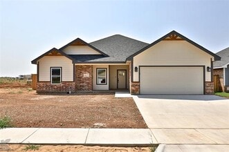 Building Photo - 131 Spg Pk Wy