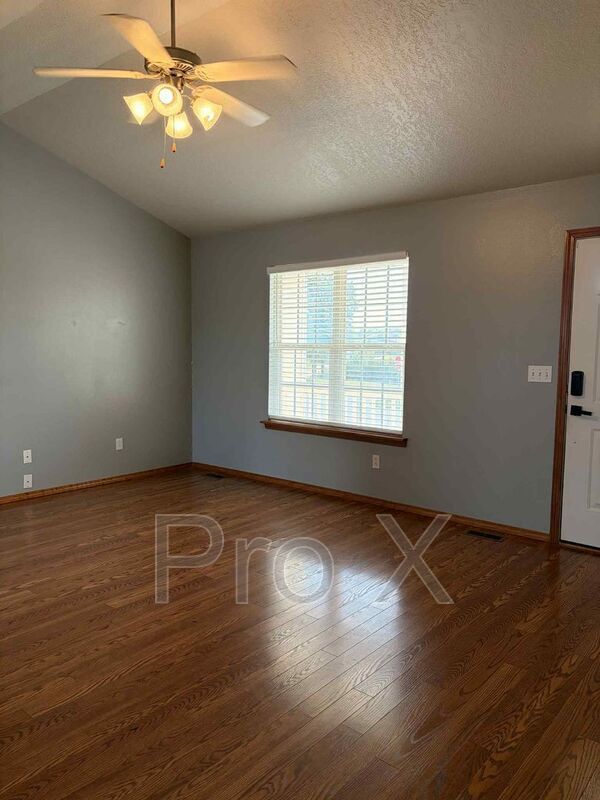 Building Photo - 4307 W 29th St