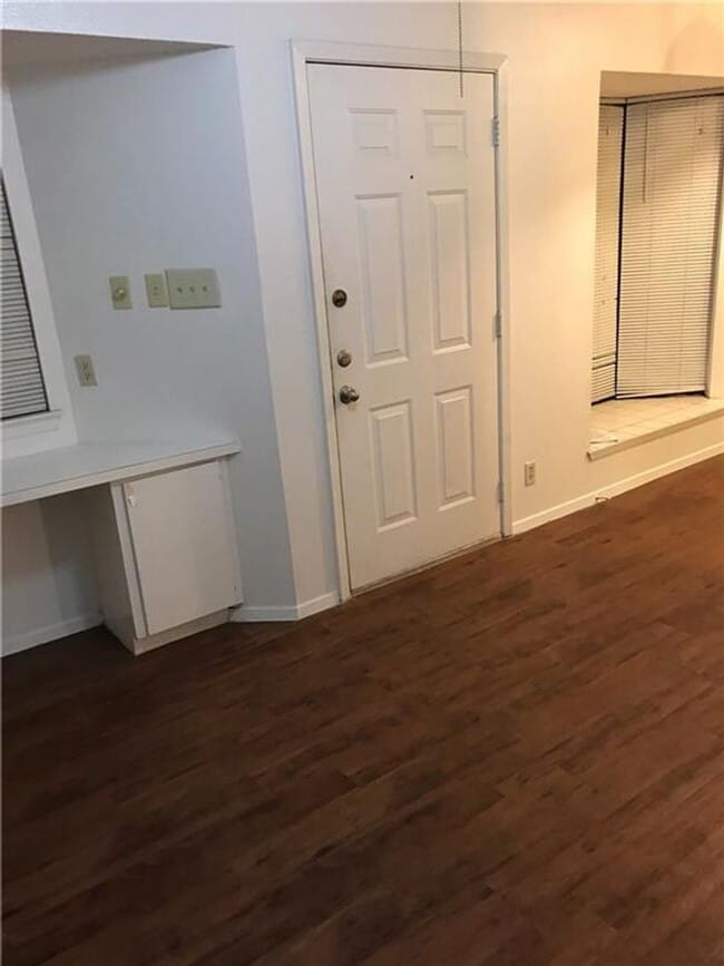Building Photo - 2604 Salado St