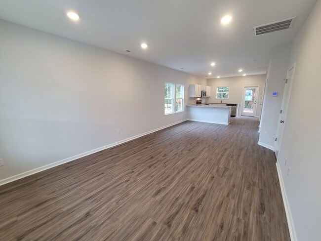 Photo - Welcome to our townhouse in the beautiful location of Leland, NC.