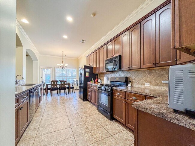 Foto del edificio - 9008 Black Cherry Trl