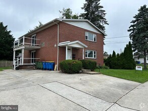 Building Photo - 512 Brandt Ave