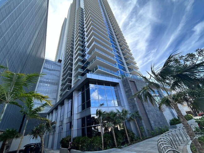 Foto del edificio - Brand New- 1-bedroom, 1-bath with 1-parking