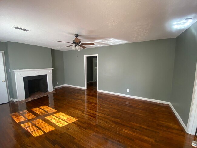 Foto del edificio - **ON HOLD**East Columbus, GA 4 Bedroom / 1 Bathroom Home for Rent