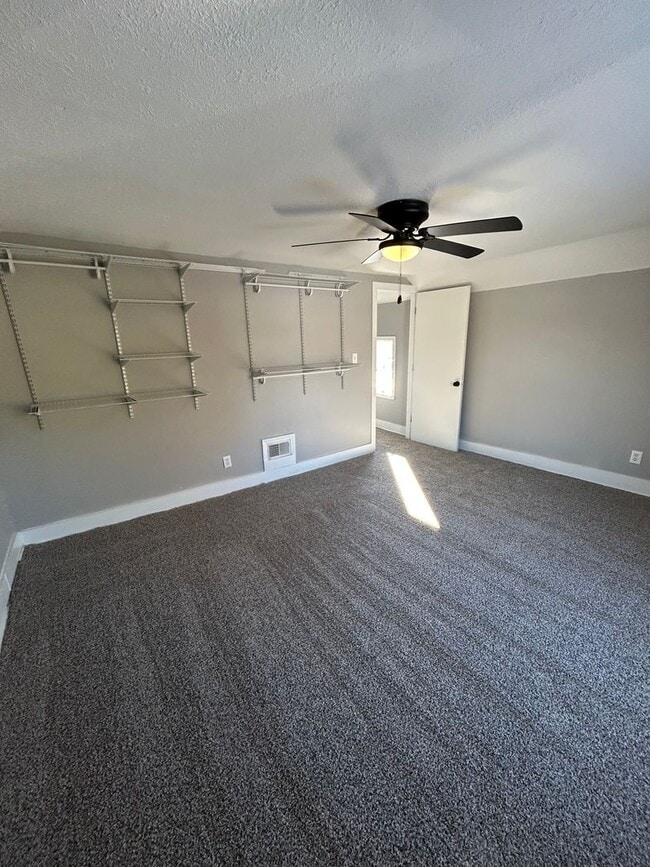 Building Photo - NEW 3 bedroom listing - COMING SOON!!