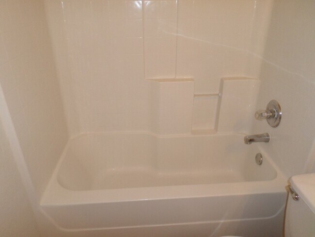 Foto del edificio - 3804 Joshua Taylor Dr