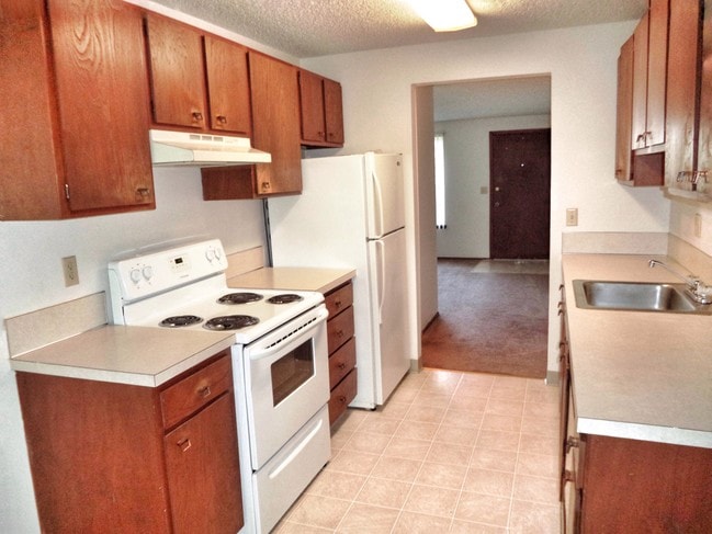 Building Photo - Orchard Park Apartments