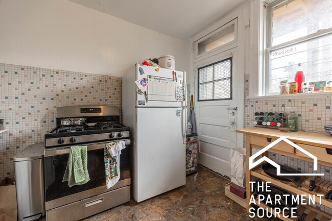Foto del edificio - 3720 N Hoyne Ave