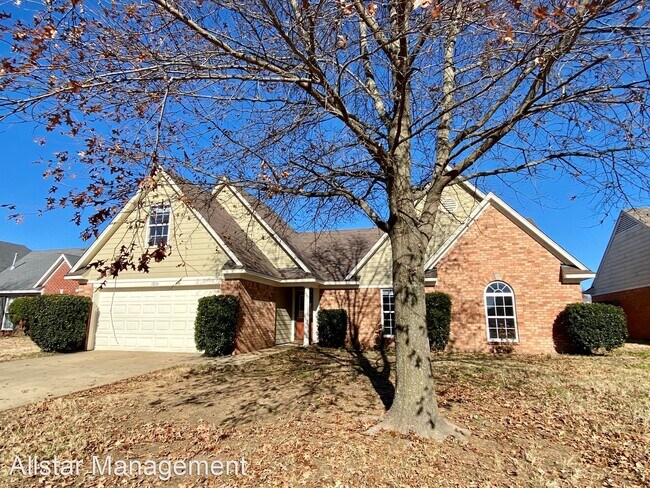 Building Photo - 4 br, 2 bath House - 1826 Cherry Creek Drive