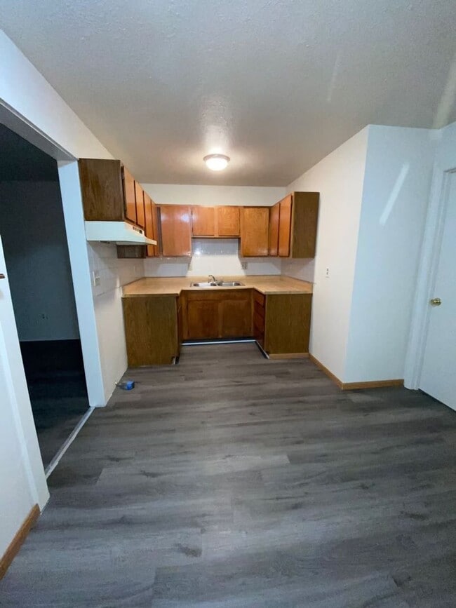 Building Photo - 105 Pelican Dr