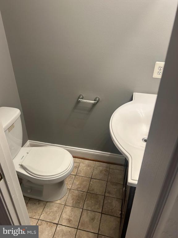 Building Photo - 1924 16th St SE