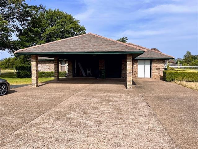 Building Photo - 203 FM 1187